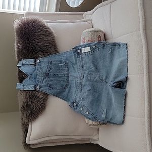 Old Navy, denim shorts overalls; size Medium; new with tags